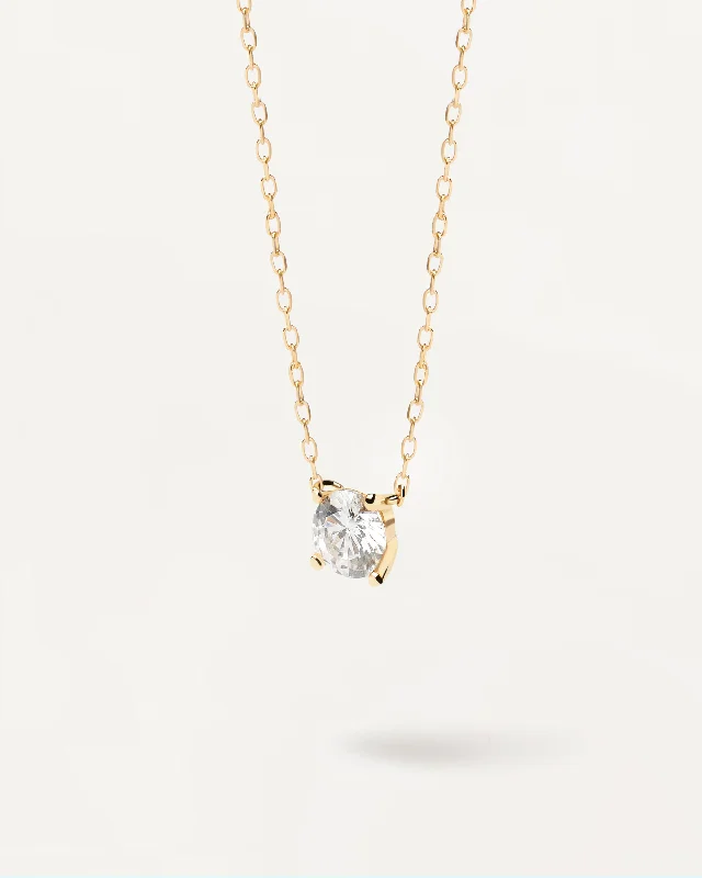 ripple-shaped pendant necklace-Diamonds and Gold Solitaire Supreme Necklace