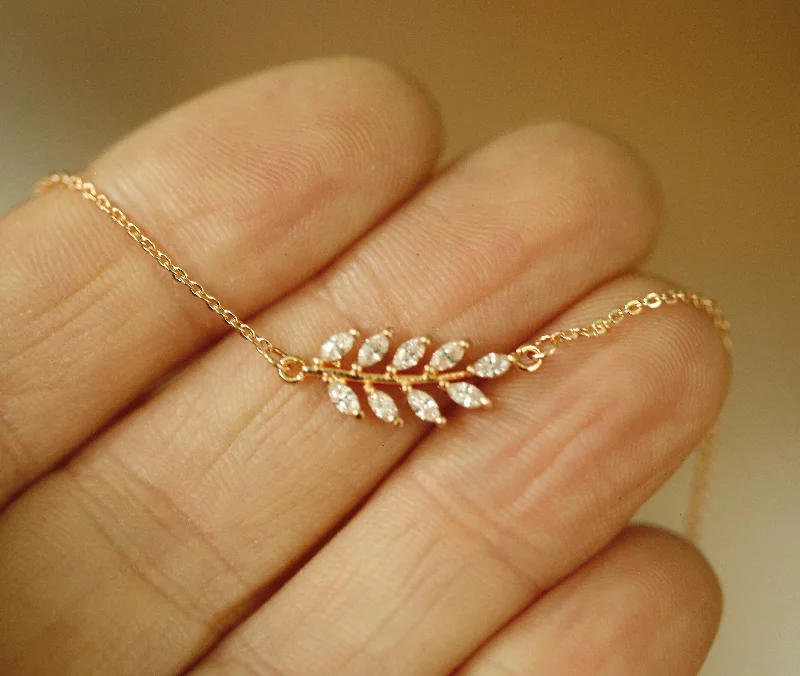 drifter layered necklace-Full Crystals Leaf Necklace