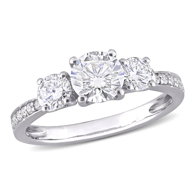 interlocked promise ring-Mimi & Max 1 3/8ct DEW Created Moissanite 3-Stone Engagement Ring in 10k White Gold