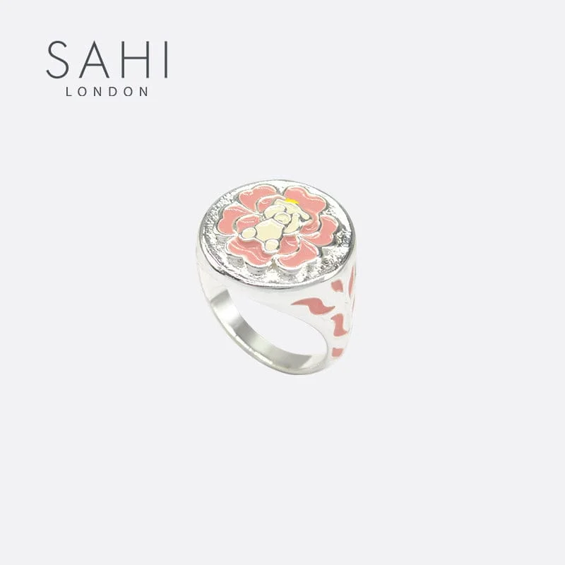 ripple-shaped ring-Sahi Gold Enameled Camellia Bear Ring