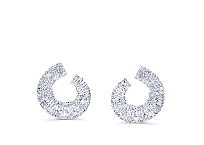 topaz hoop earrings-Earrings 18kt Gold Spiral Baguette & Round Diamonds 3.43 carats