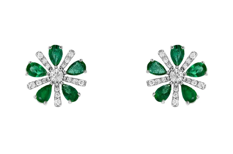 aquamarine chandelier earrings-Earrings 18kt White Gold Flowers Pear Emeralds & Diamonds