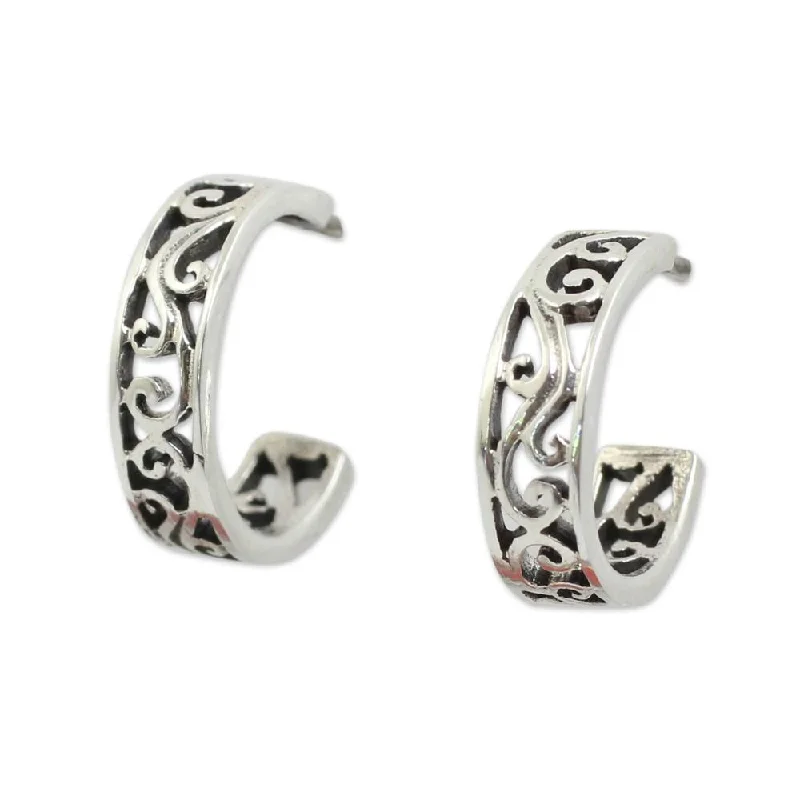 sculpted silver earrings-Handmade Sterling Silver 'Thai Filigree' Earrings (Thailand)