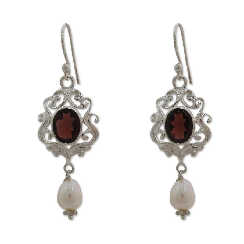 drifter turquoise hoop earrings-Sterling Silver 'Classic India' Pearl Garnet Earrings (8 mm)